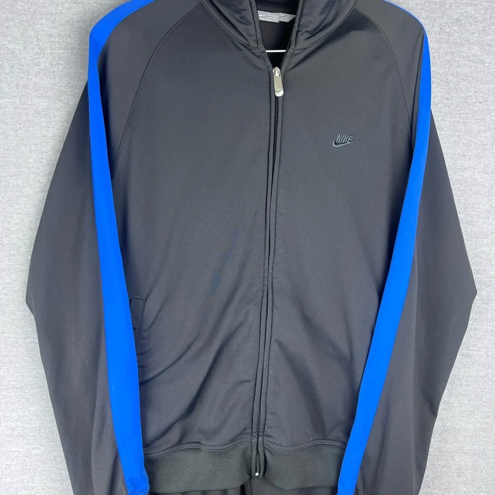 Nike stay stylish